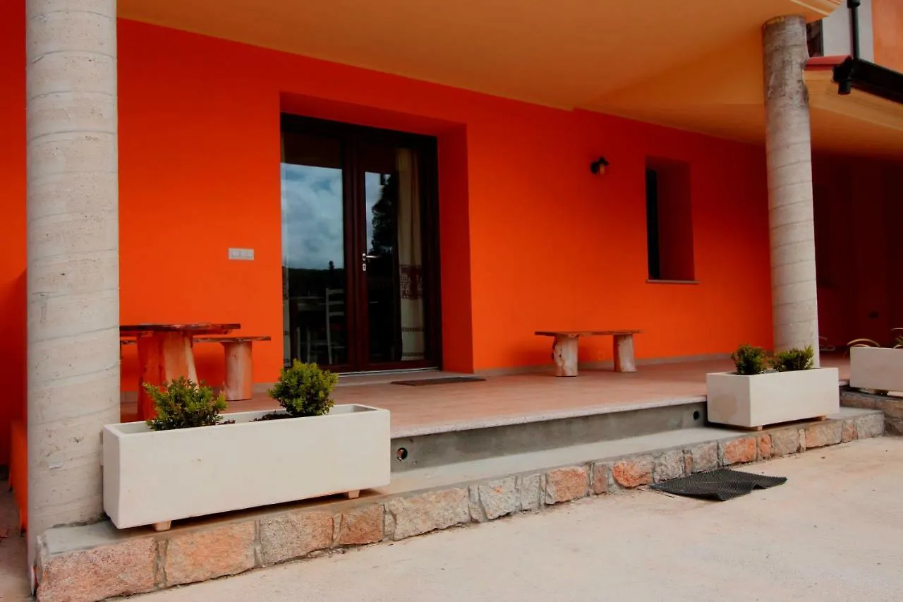 Bed and Breakfast Naracauli Magazzini  2*, Magazzini (Sardinia)