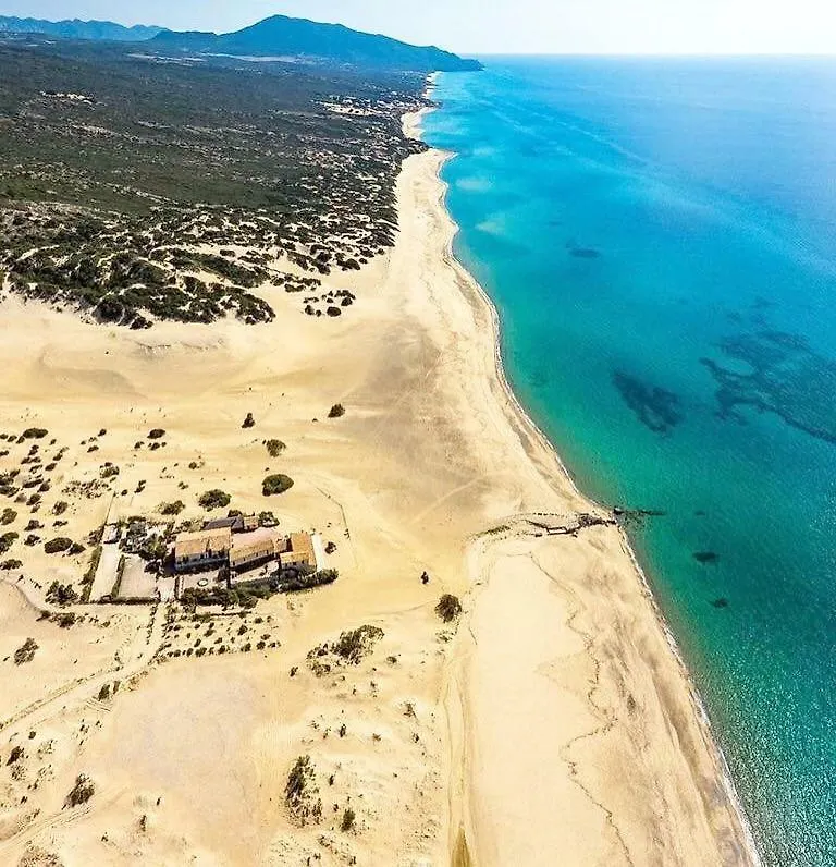 Bed and Breakfast Naracauli Magazzini  Nocleg ze śniadaniem Magazzini (Sardinia)