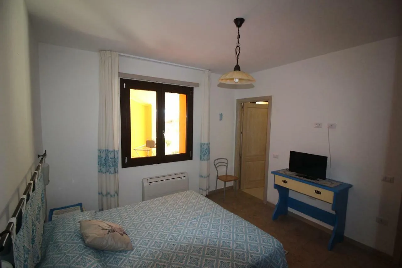 Naracauli Bed & Breakfast Magazzini  2*, Magazzini (Sardinia)