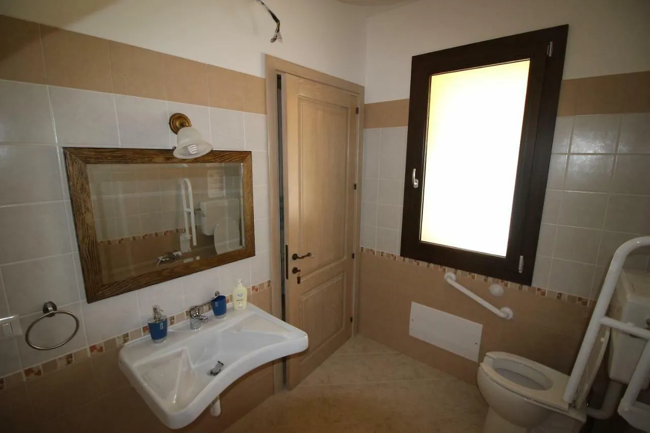 Naracauli Bed & Breakfast Magazzini   Magazzini (Sardinia)